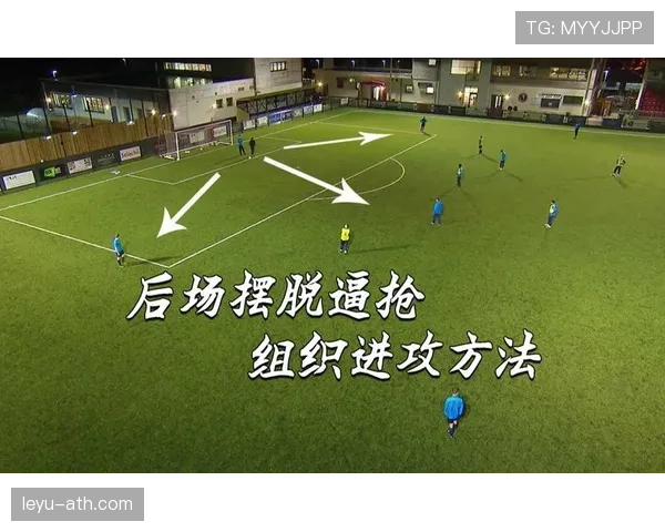 穆西亚拉在高压逼抢下的摆脱与推进能力解析